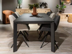 Eetkamertafel CLASS - Vulcano Zwart Zwart 14 Eetkamertafel CLASS - Vulcano Zwart Zwart -Zuiver || RICHMOND Verkoop christl dekimpe class 63660