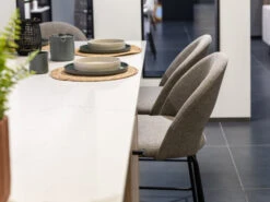 Barstoel MAHALIA - Lichtgrijs Lichtgrijs -Zuiver || RICHMOND Verkoop kave home mahalia 53073